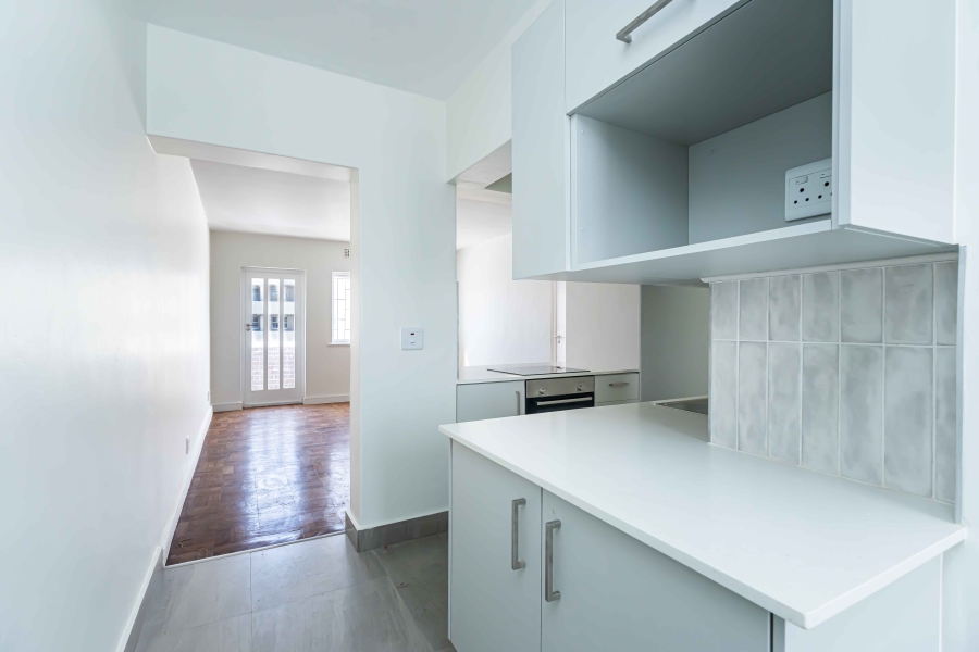 To Let 2 Bedroom Property for Rent in Sea Point Western Cape